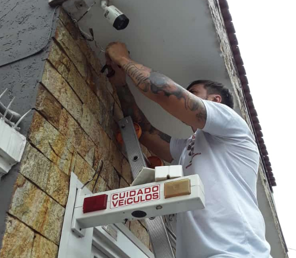 kit cftv, camerâs de segurança, câmeras, câmera, camera, camara, cam, security cam, camera instalada, cameras intelbras, câmeras zona leste, câmera tatuapé, penha, carrão, cangaiba, 